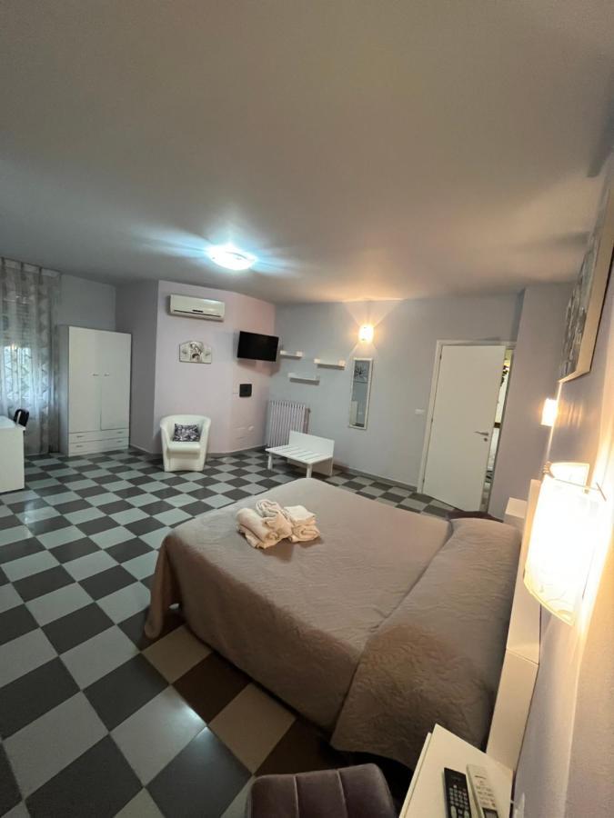 Lolly Bed and Breakfast Paravati Eksteriør billede
